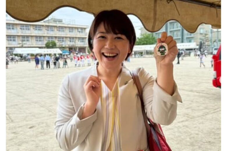 小川晶市長の写真